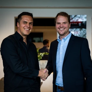 Der Rising Star in diesem Jahr war ICS IT- Systems GmbH (Martin Scheifl links und Florian Tenius rechts)