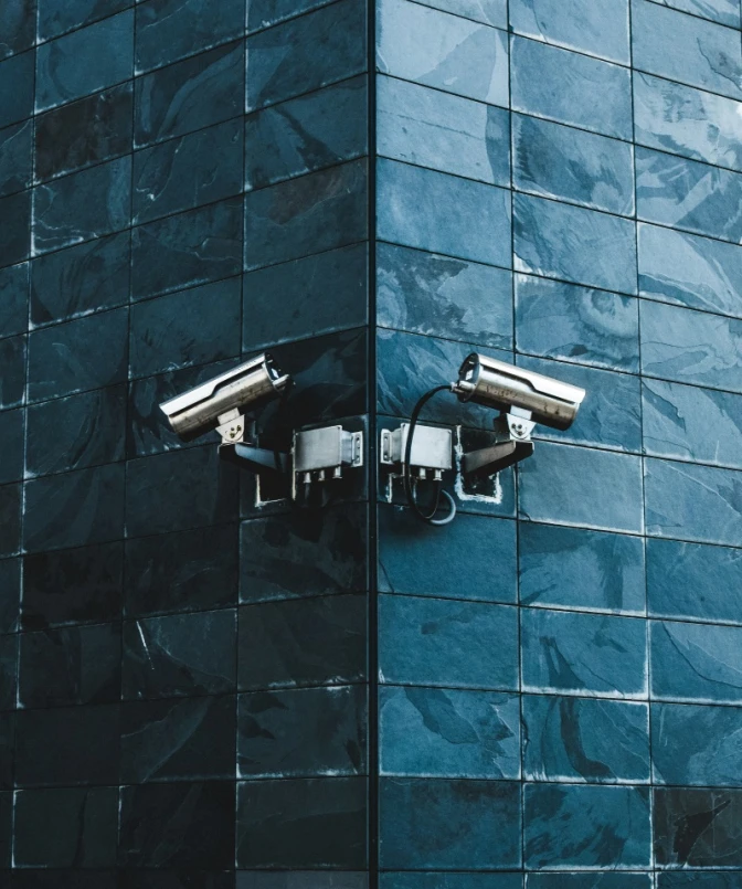 Sicherer Datenraum oder verschlüsselte E-Mail? Das sind die Vorteile & Unterschiede
