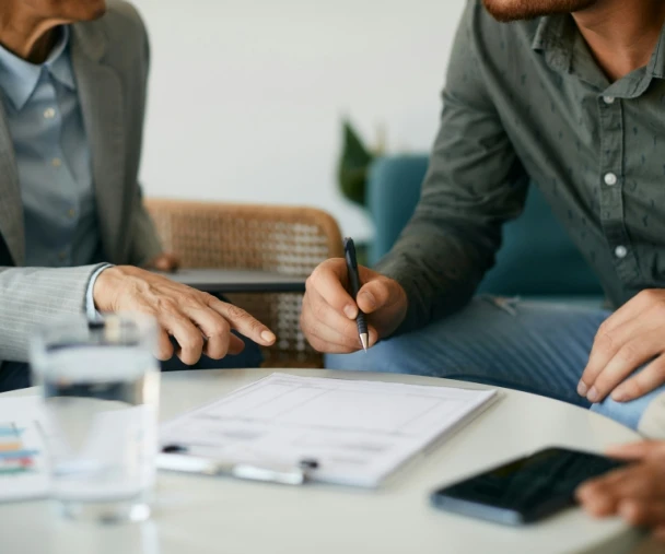 Von Risiko zu Resilienz: Wie DSGVO & DORA Ihre Versicherung cybersicher machen